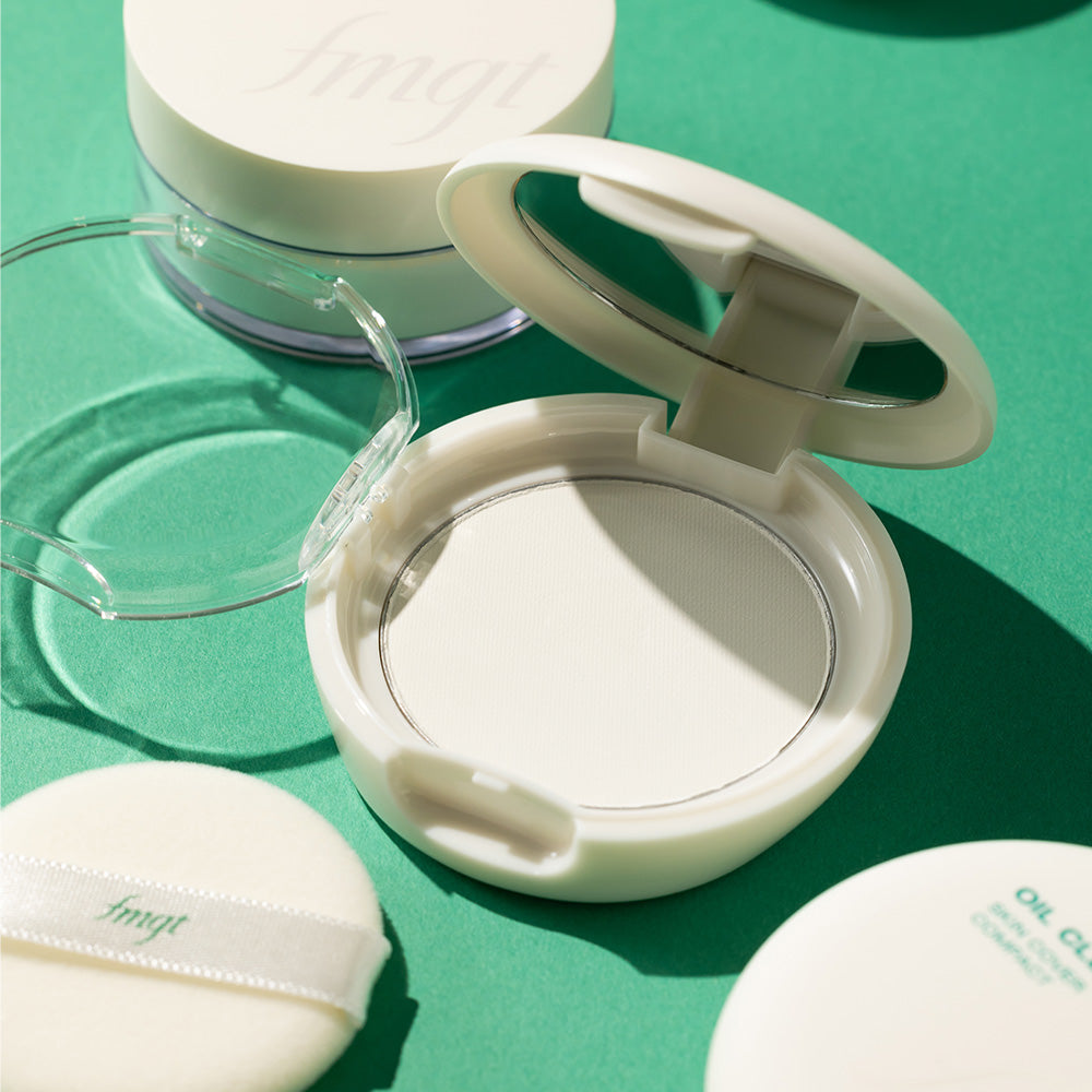 Oil Clear Blotting Compact